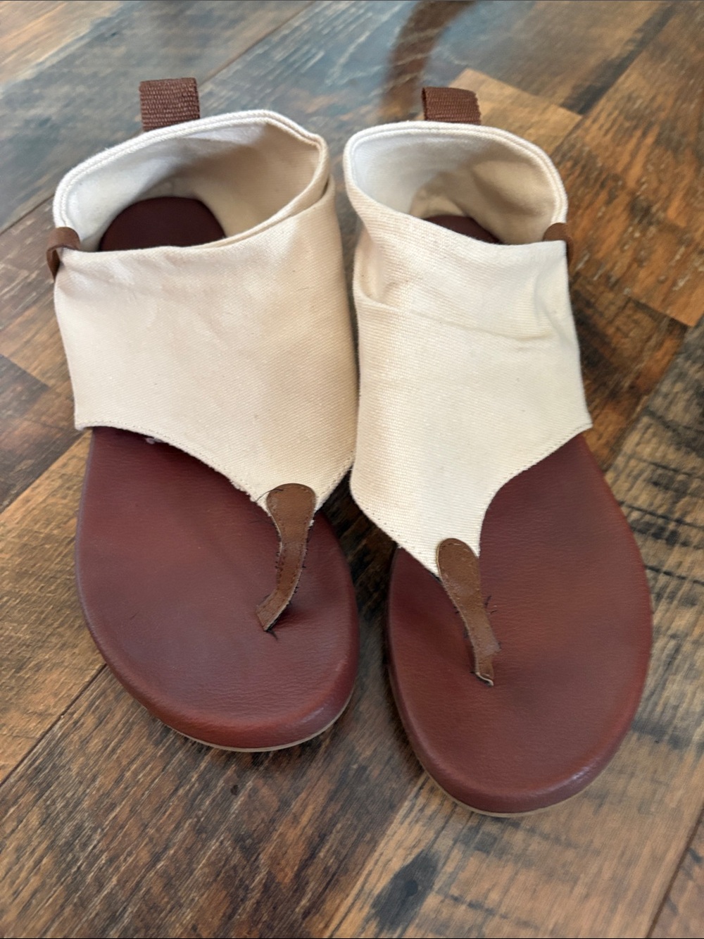 Maurices Cream Canvas and Brown Leather Toe-Loop Sandals